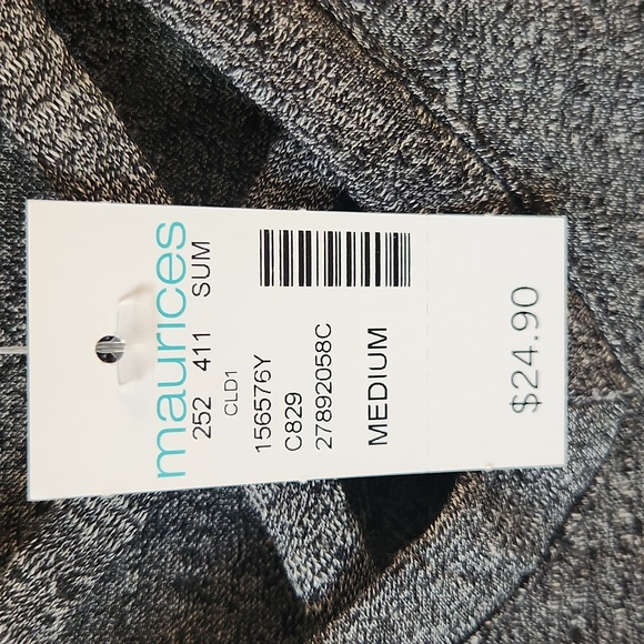 Womens tee - Picture 5 of 5